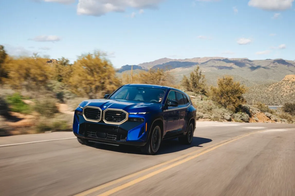 سيارة bmw